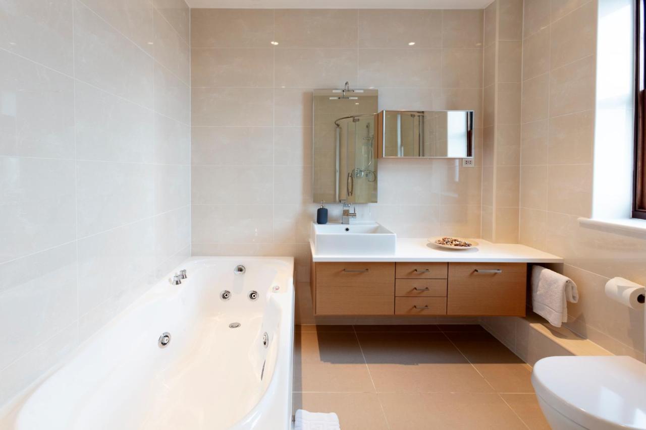 Hampden Apartments - The Henry Windsor Buitenkant foto